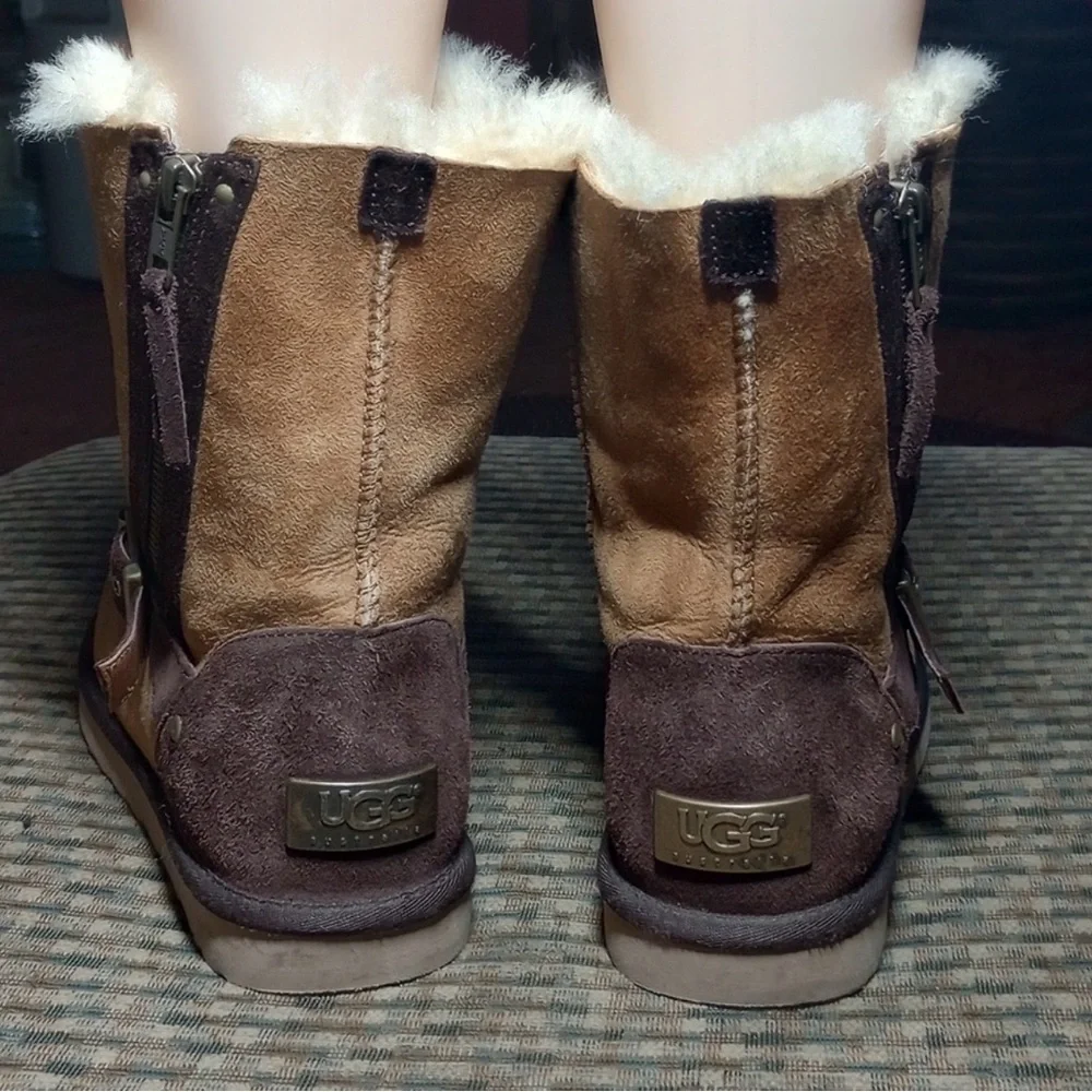 UGG Chestnut & Chocolate Shearling Brown Suede Women's Boots 8 Zip Buckle